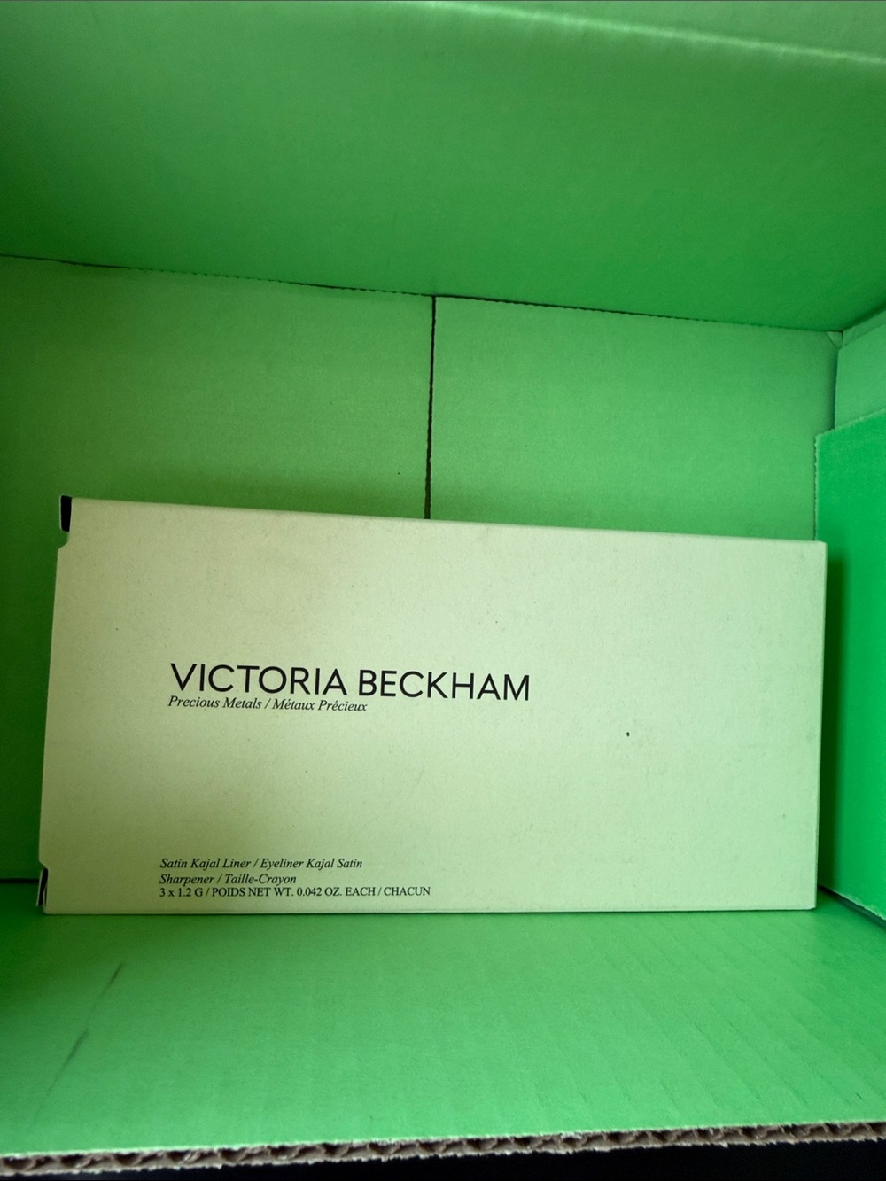 NEW Victoria Beckham Satin Kajal Liner and sharpener set - Picture 5 of 7